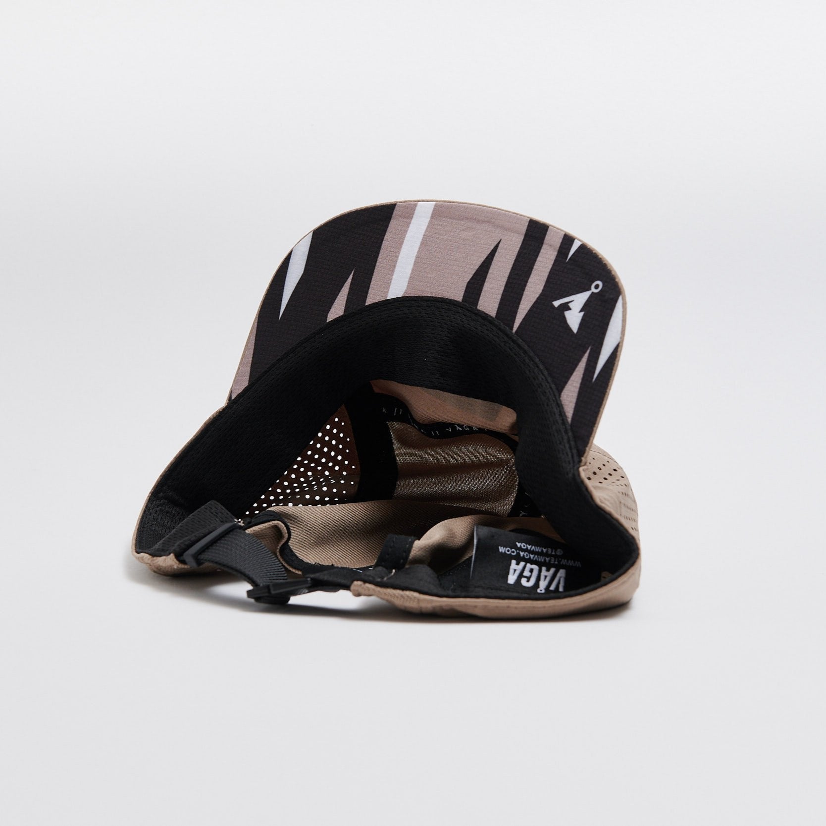 Vaga Feather Cap