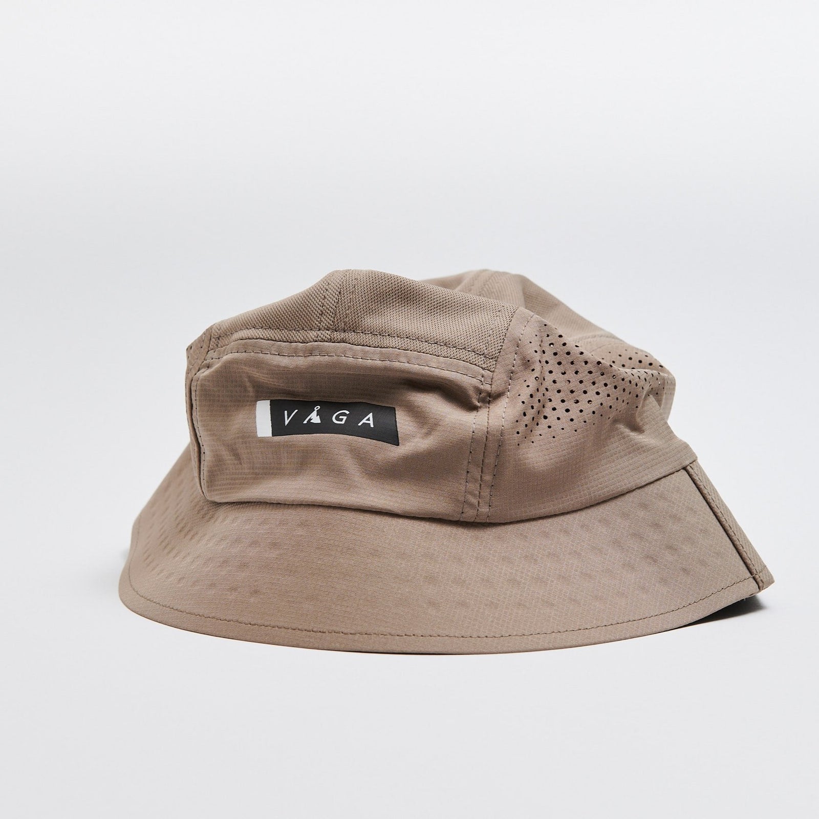 Vaga Feather Bucket Hat