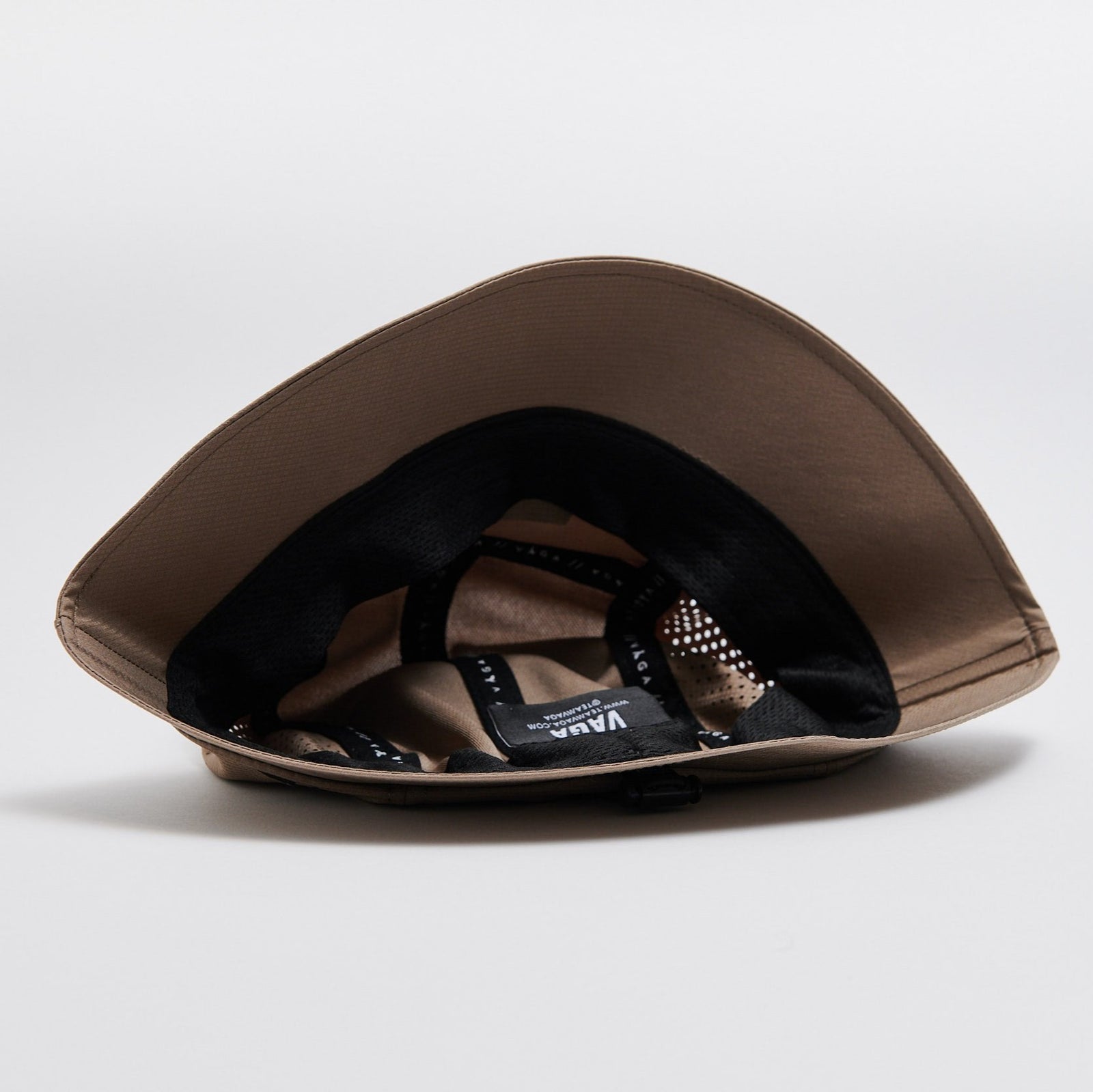 Vaga Feather Bucket Hat