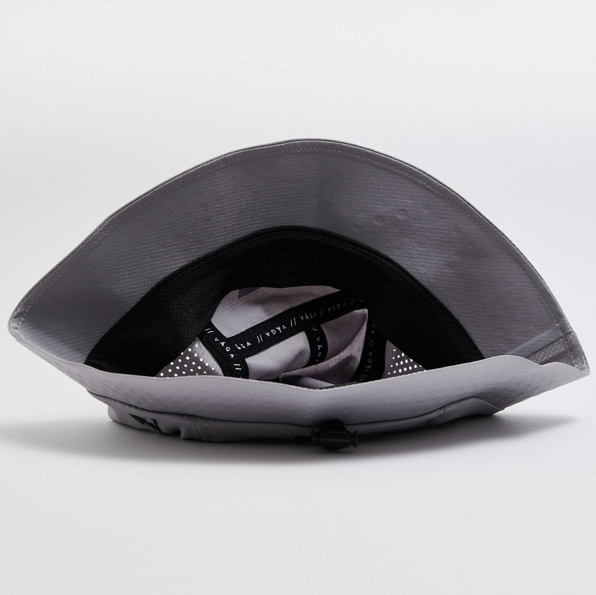 Vaga Feather Bucket Hat