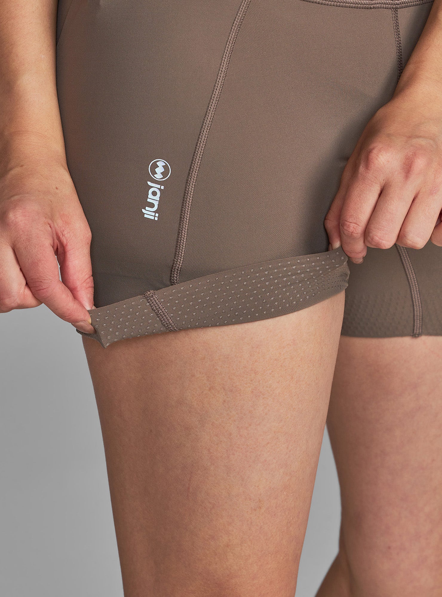 Janji Women's 5" Trail Pace Short SS26