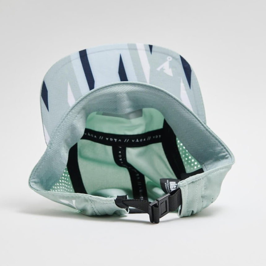 Vaga Feather Cap