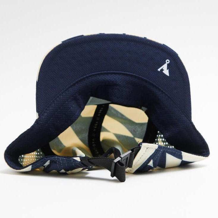 Vaga Feather Cap